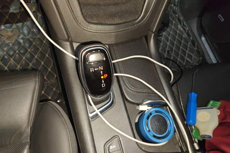 Used Cadillac XT5 2016 28T Four-Wheel Drive Luxury Model Gear Lever