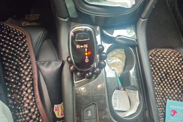 Used Cadillac XT5 2016 25T Luxury Model Gear Lever