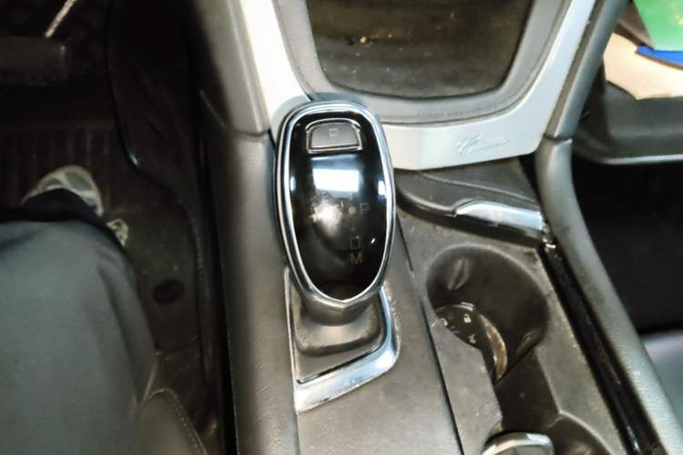 Used Cadillac XT5 2016 25T Luxury Model Gear Lever