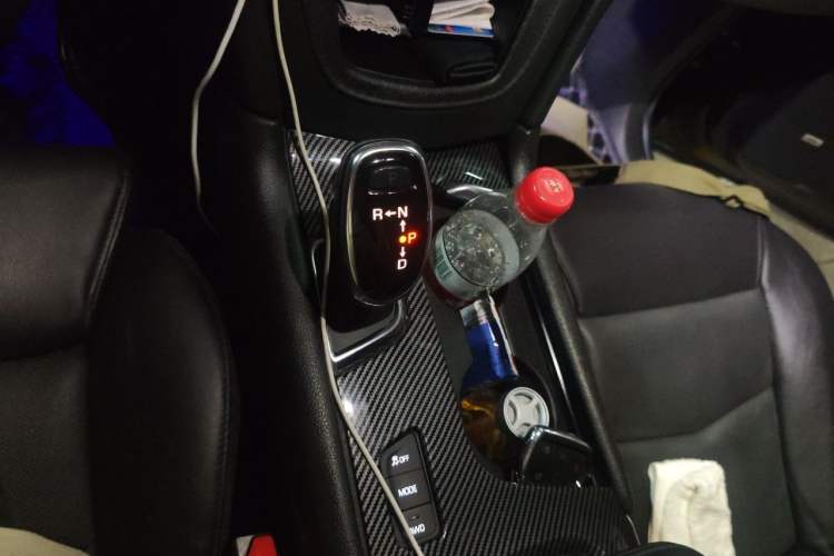 Used Cadillac XT5 2016 28T Four-Wheel-Drive Leading Model Gear Lever