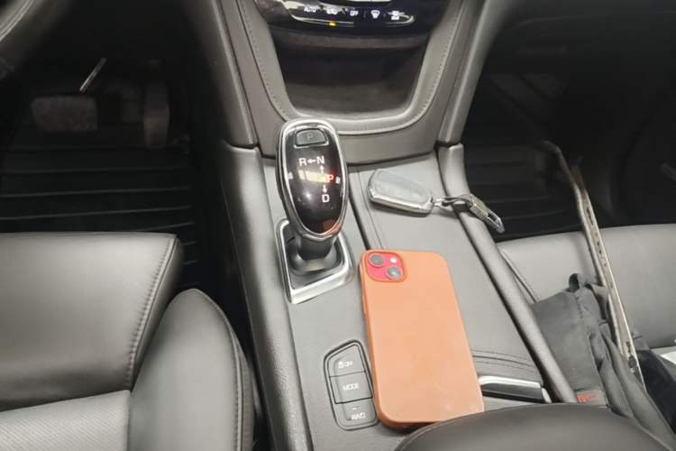 Used Cadillac XT5 2016 28T Four-Wheel Drive Luxury Model Gear Lever