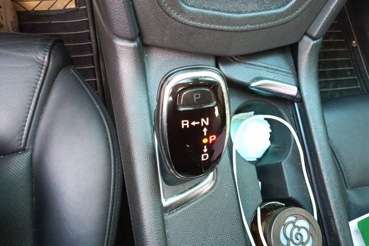 Used Cadillac XT5 2016 25T Luxury Model Gear Lever