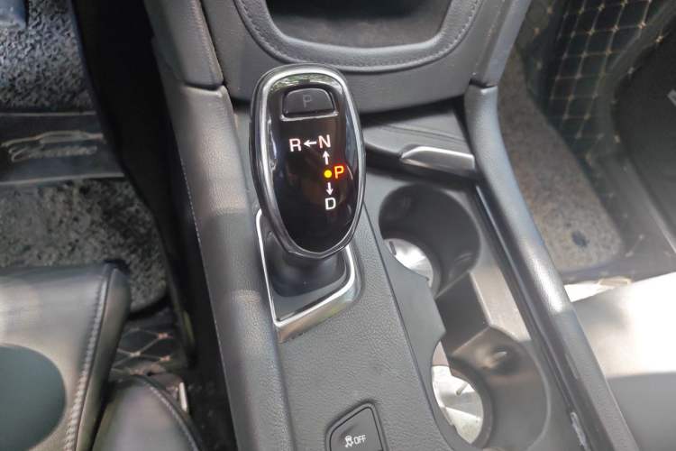 Used Cadillac XT5 2016 28T Four-Wheel Drive Luxury Model Gear Lever