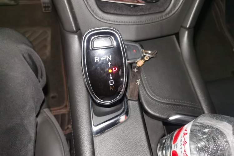Used Cadillac XT5 2016 25T Luxury Model Gear Lever