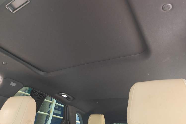Used Cadillac XT5 2016 25T Tech Edition Headliner