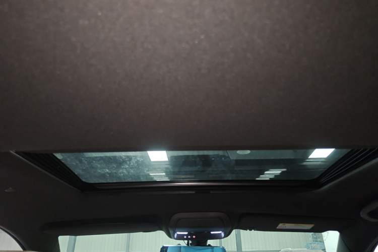 Used Cadillac XT5 2016 25T Tech Edition Headliner