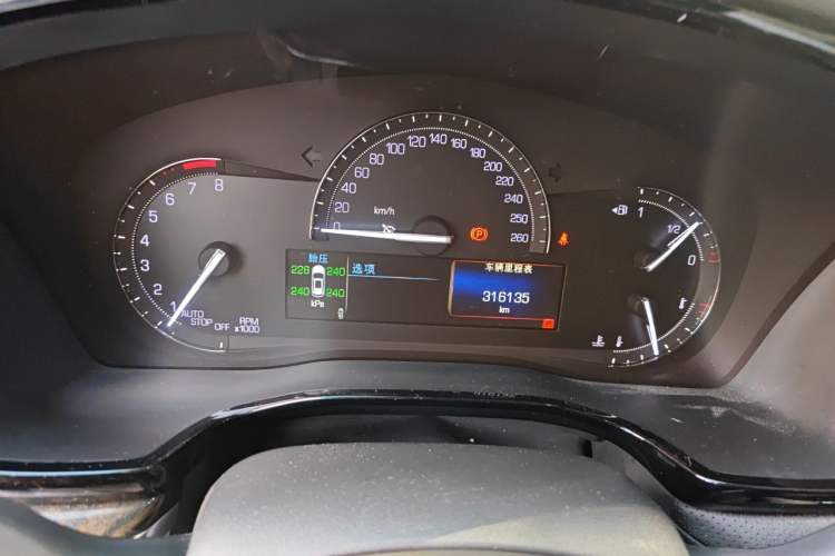 Used Cadillac XT5 2016 28T Four-Wheel Drive Tech Version Instrument Cluster