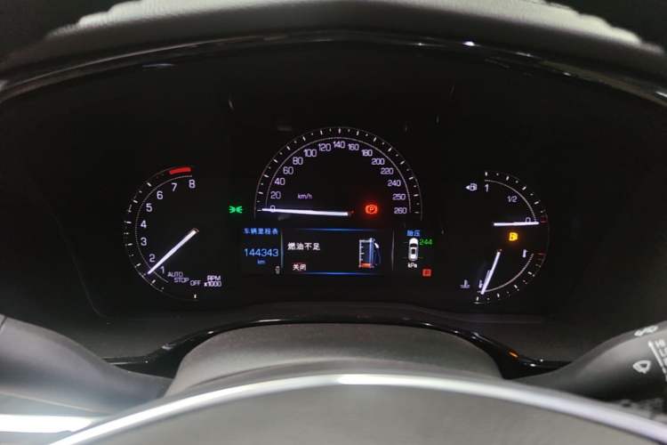 Used Cadillac XT5 2016 25T Tech Edition Instrument Cluster