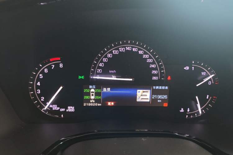 Used Cadillac XT5 2016 25T Luxury Model Instrument Cluster