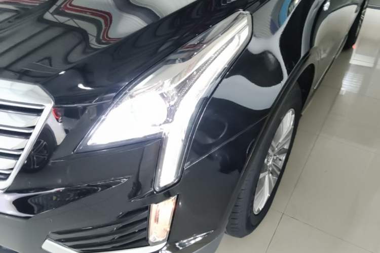 Used Cadillac XT5 2016 25T Luxury Model Left Front Headlight