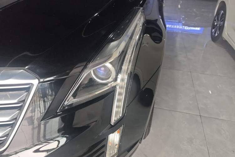 Used Cadillac XT5 2016 25T Luxury Model Left Front Headlight