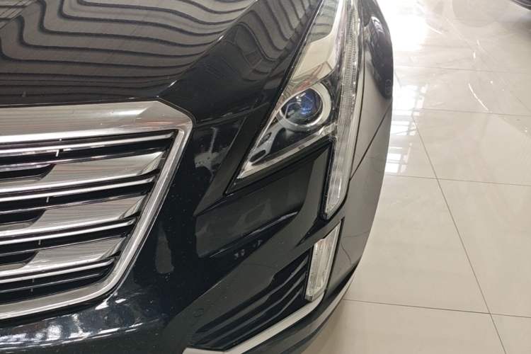 Used Cadillac XT5 2016 25T Luxury Model Left Front Headlight