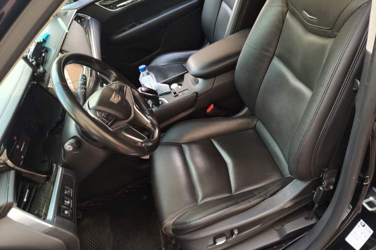 Used Cadillac XT5 2016 25T Luxury Model Left Front Seat
