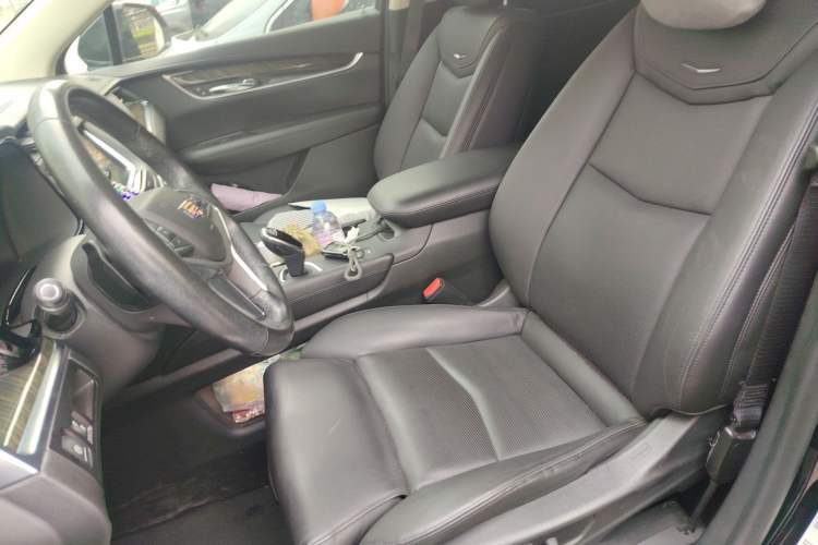 Used Cadillac XT5 2016 28T Four-Wheel Drive Luxury Model Left Front Seat