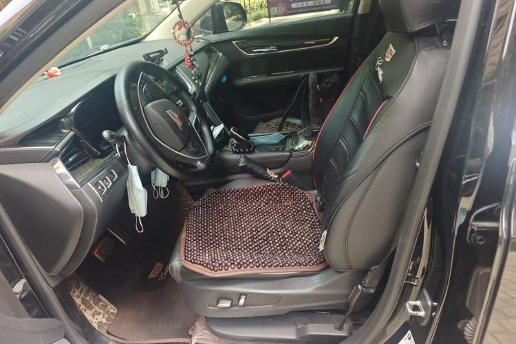 Used Cadillac XT5 2016 25T Luxury Model Left Front Seat