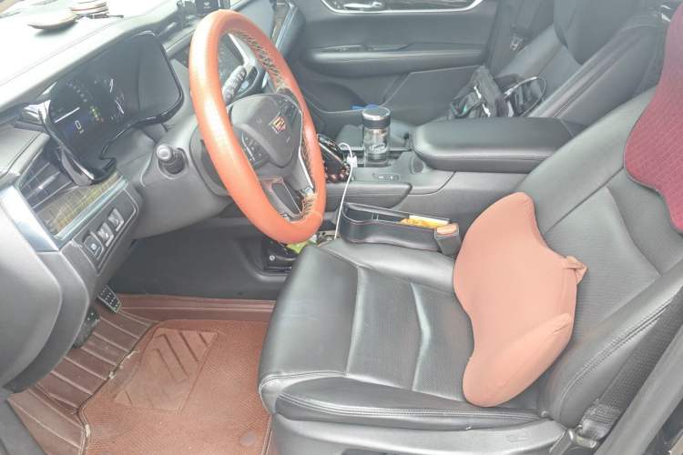 Used Cadillac XT5 2016 25T Luxury Model Left Front Seat