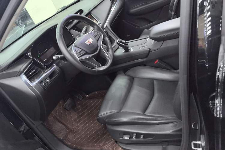 Used Cadillac XT5 2016 28T Four-Wheel Drive Luxury Model Left Front Seat