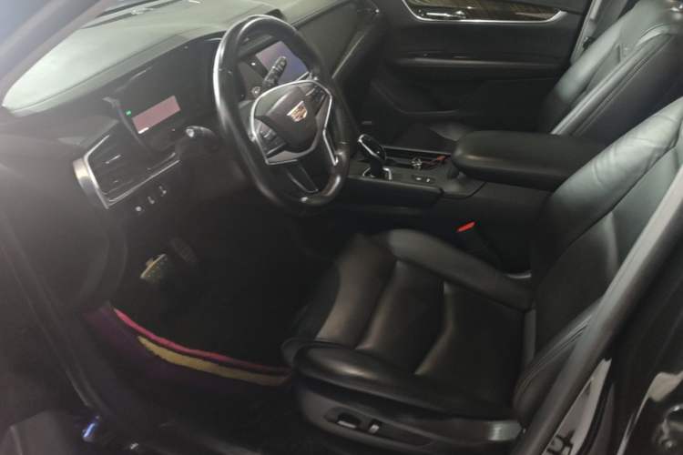 Used Cadillac XT5 2016 25T Luxury Model Left Front Seat
