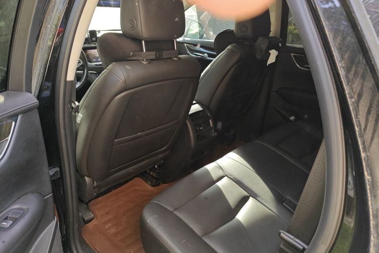 Used Cadillac XT5 2016 25T Luxury Model Left Rear Seat