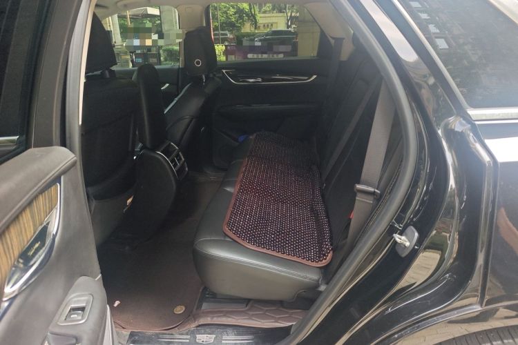 Used Cadillac XT5 2016 25T Luxury Model Left Rear Seat