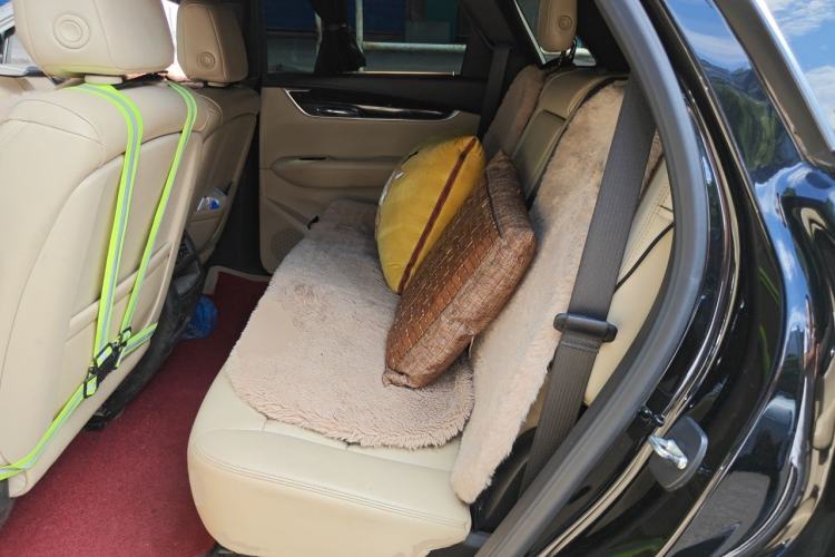 Used Cadillac XT5 2016 25T Tech Edition Left Rear Seat