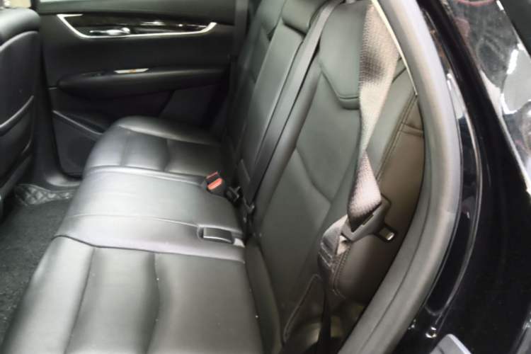 Used Cadillac XT5 2016 25T Luxury Model Left Rear Seat