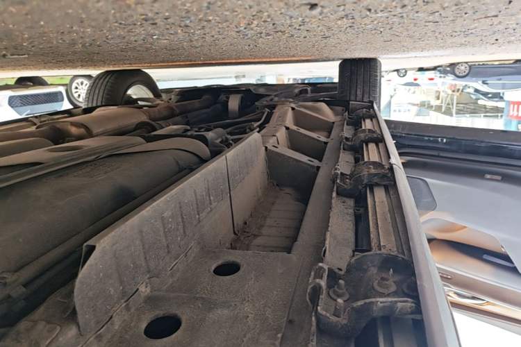 Used Cadillac XT5 2016 28T Four-Wheel-Drive Leading Model Left Side Sill