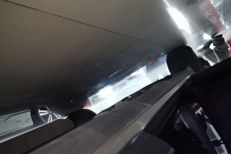 Used Cadillac XT5 2016 25T Luxury Model Left Side Sill