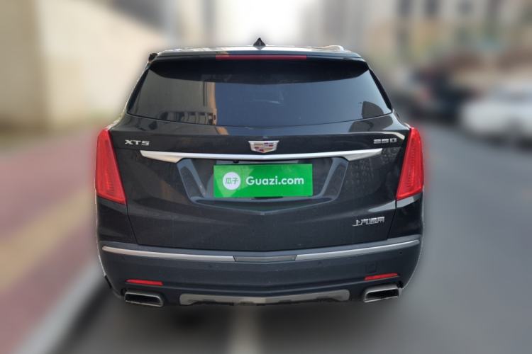 Used Cadillac XT5 2016 25T Luxury Model Rear