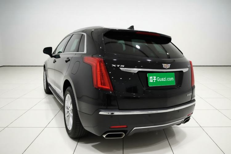 Used Cadillac XT5 2016 25T Luxury Model Rear Left 45 Deg