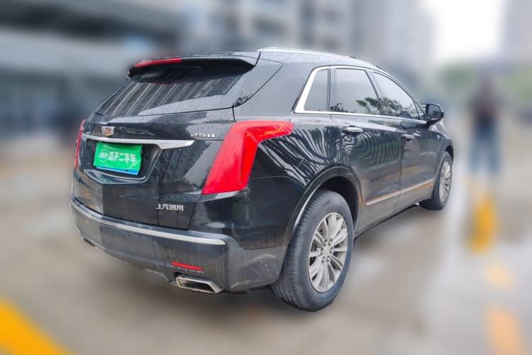 Used Cadillac XT5 2016 25T Luxury Model Rear Right 45 Deg