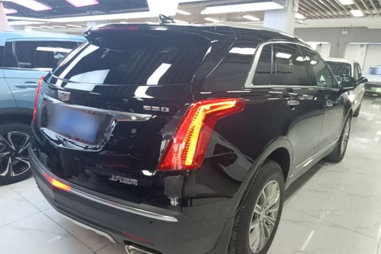 Used Cadillac XT5 2016 25T Luxury Model Rear Right 45 Deg