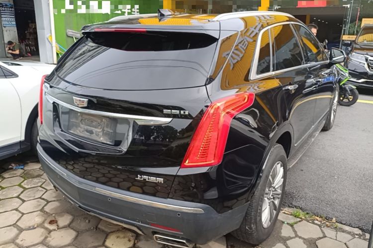 Used Cadillac XT5 2016 25T Luxury Model Rear Right 45 Deg