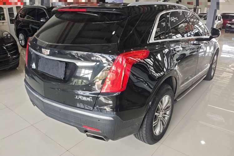 Used Cadillac XT5 2016 25T Luxury Model Rear Right 45 Deg
