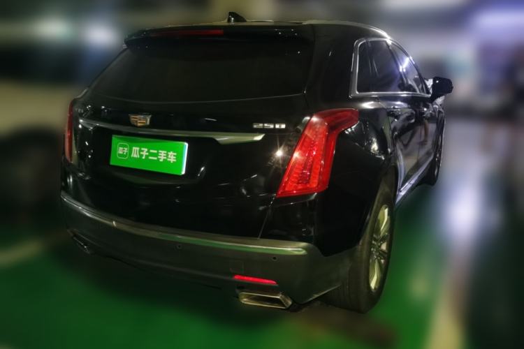Used Cadillac XT5 2016 25T Luxury Model Rear Right 45 Deg