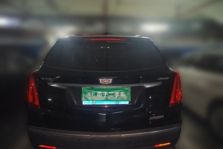 Used Cadillac XT5 2016 25T Luxury Model Rear