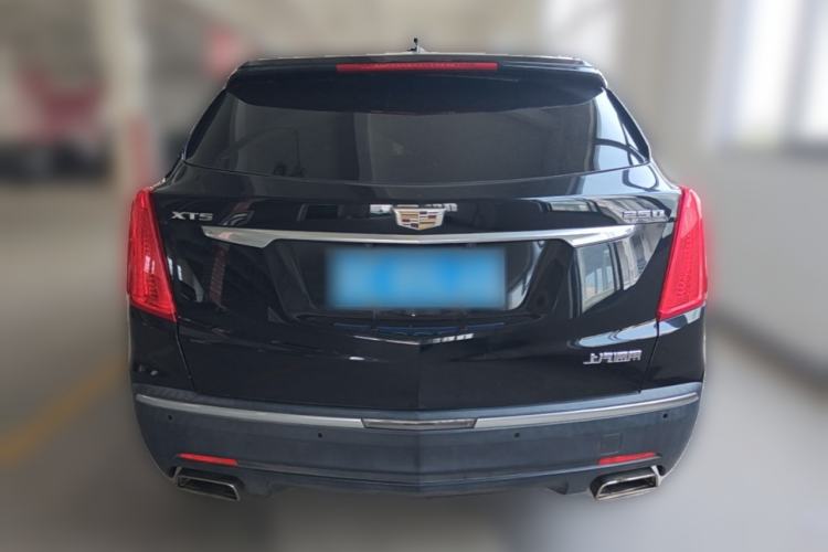 Used Cadillac XT5 2016 25T Luxury Model Rear
