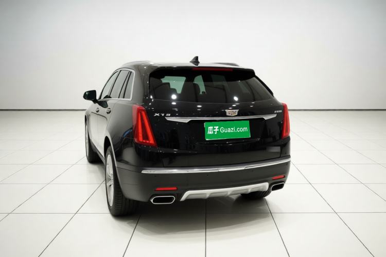 Used Cadillac XT5 2016 25T Luxury Model Rear