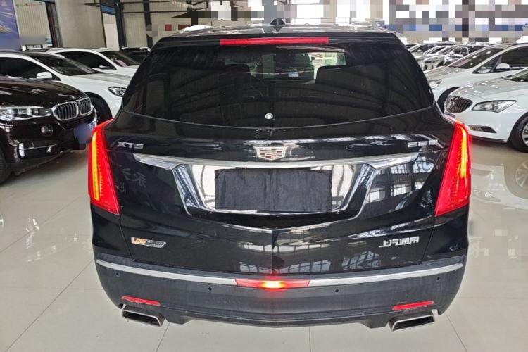 Used Cadillac XT5 2016 25T Luxury Model Rear