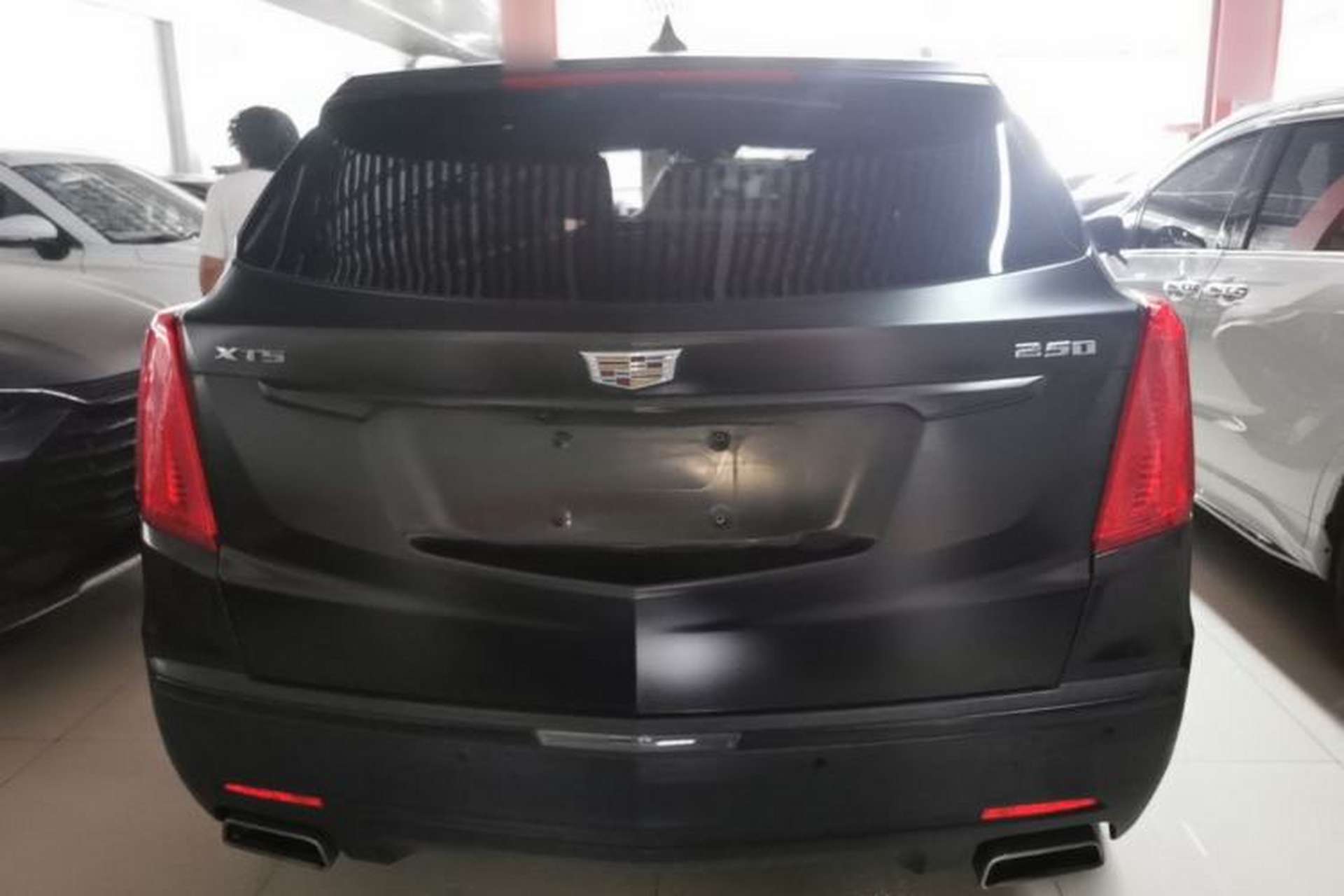 Used Cadillac XT5 2016 25T Luxury Model Rear