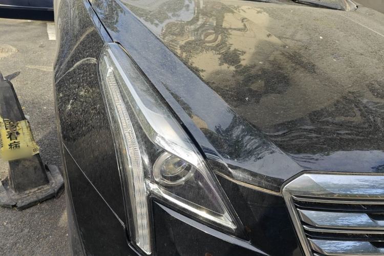 Used Cadillac XT5 2016 25T Luxury Model Right Front Headlight