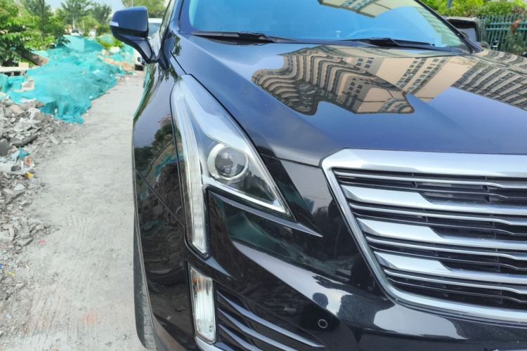 Used Cadillac XT5 2016 25T Luxury Model Right Front Headlight