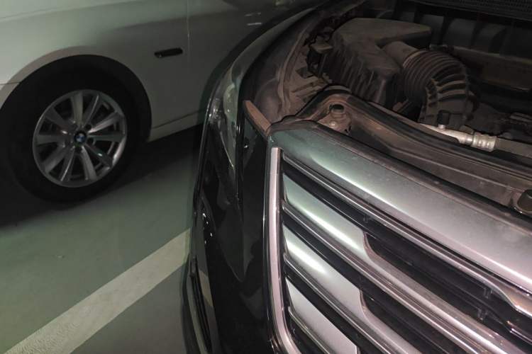 Used Cadillac XT5 2016 25T Luxury Model Right Front Headlight