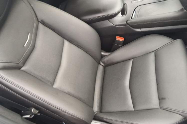 Used Cadillac XT5 2016 25T Luxury Model Right Front Seat