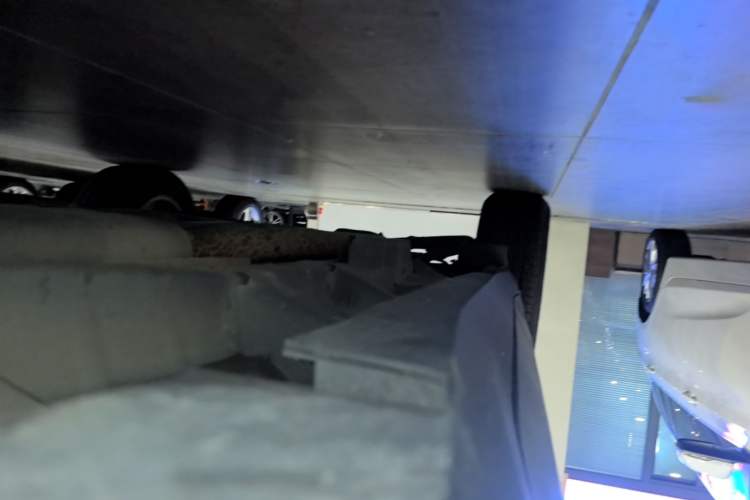 Used Cadillac XT5 2016 25T Luxury Model Right Side Sill