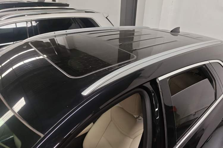 Used Cadillac XT5 2016 25T Tech Edition Roof