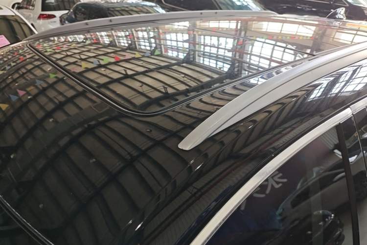 Used Cadillac XT5 2016 25T Luxury Model Roof