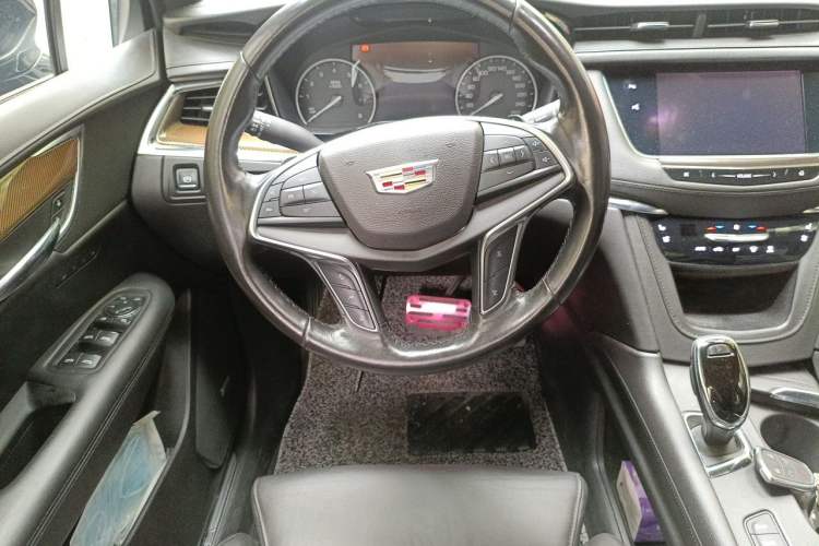 Used Cadillac XT5 2016 28T Four-Wheel-Drive Leading Model Steering Wheel