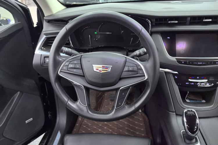 Used Cadillac XT5 2016 28T Four-Wheel Drive Luxury Model Steering Wheel