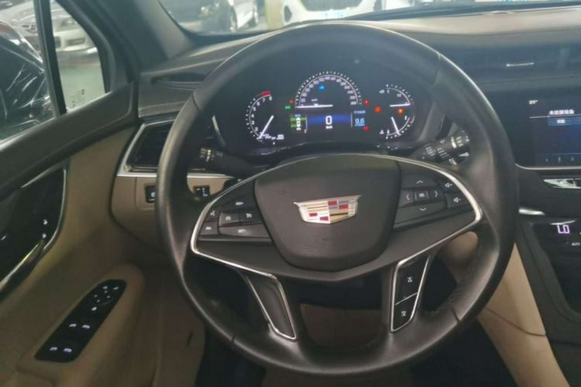Used Cadillac XT5 2016 25T Tech Edition Steering Wheel